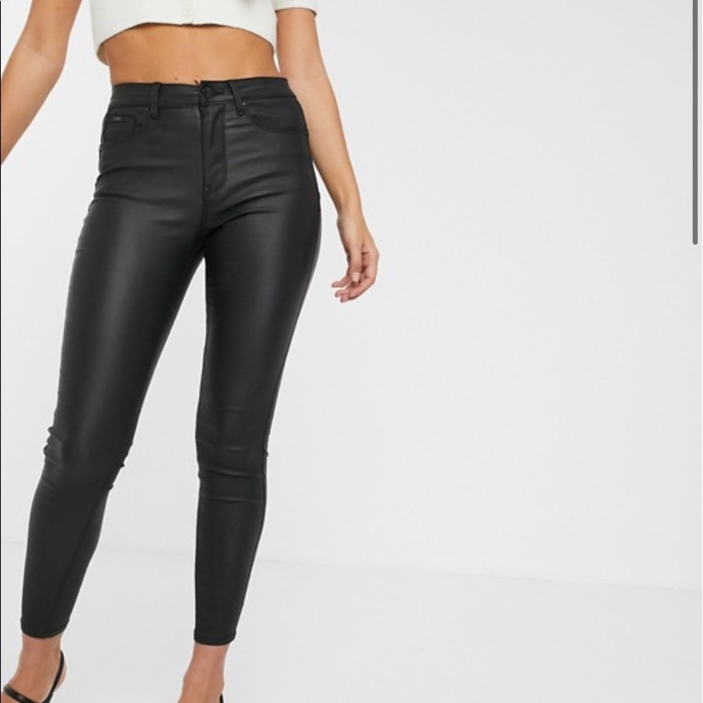 Stradivarius push up coated jeans in black
